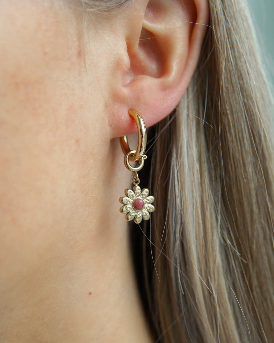 Flower Colored ☼ Charm