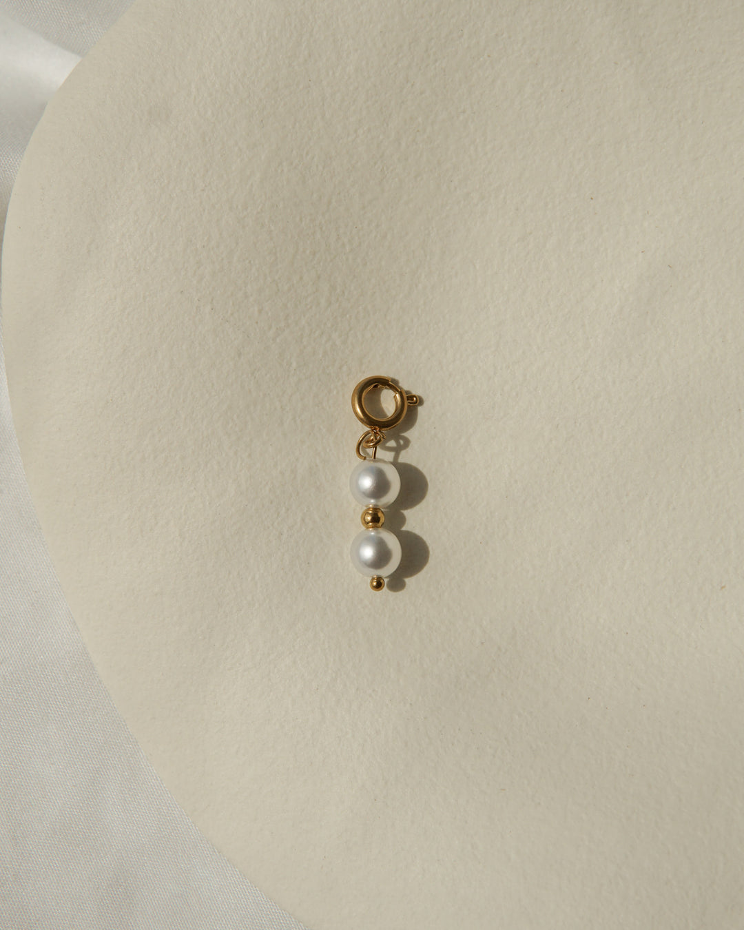 Double Pearl ☼ Charm