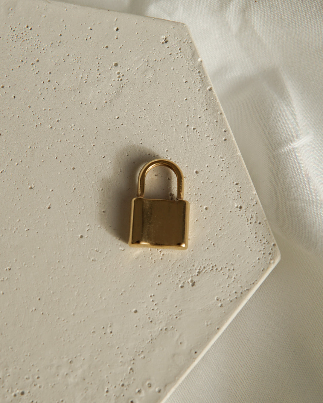 Lock ☼ Charm