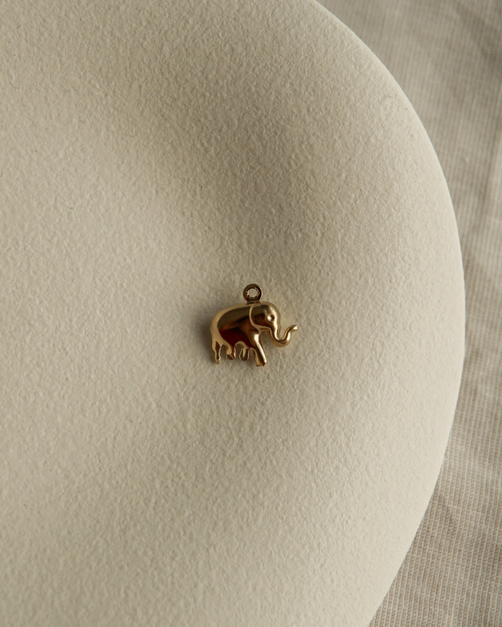 Elephant ☼ Charm