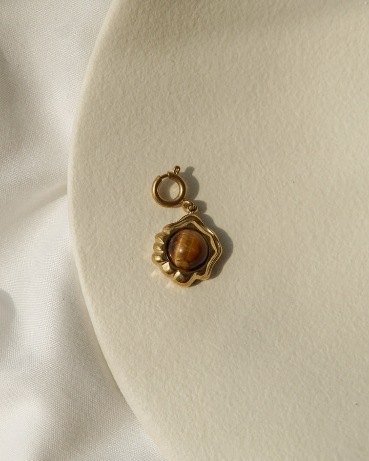 Solöga ☼ Charm