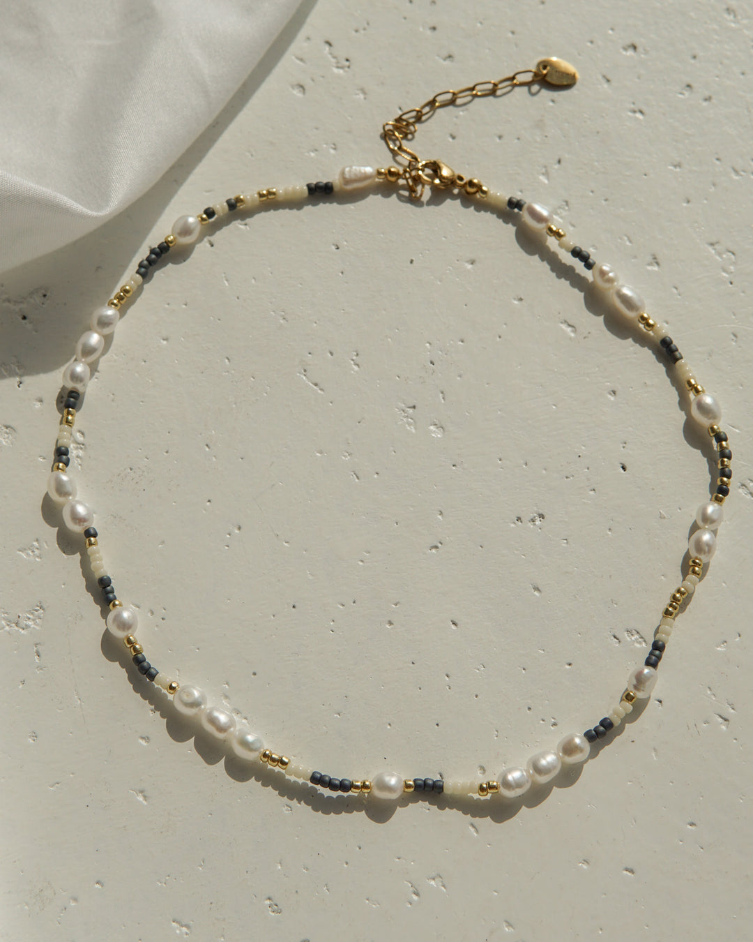 Katla • Choker